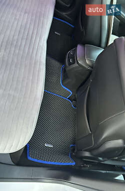 Седан Ford Fusion 2013 в 