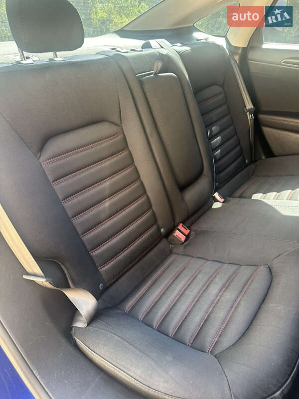 Седан Ford Fusion 2014 в Дніпрі