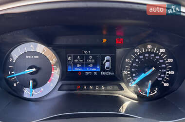 Седан Ford Fusion 2013 в 