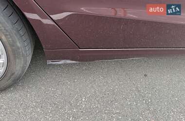Седан Ford Fusion 2013 в 
