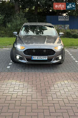 Седан Ford Fusion 2012 в 