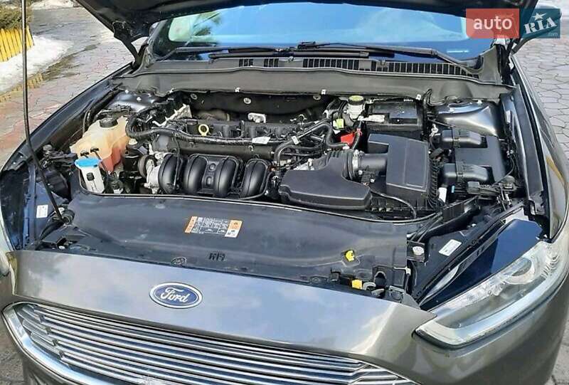 Седан Ford Fusion 2016 в Києві