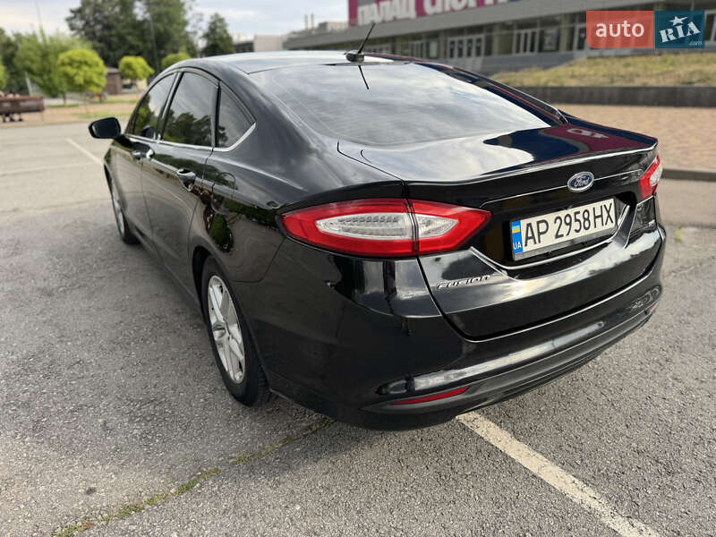 Седан Ford Fusion 2015 в Запоріжжі