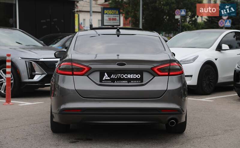 Седан Ford Fusion 2012 в Харькове