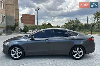Седан Ford Fusion 2014 в 