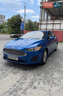 Седан Ford Fusion 2019 в Києві