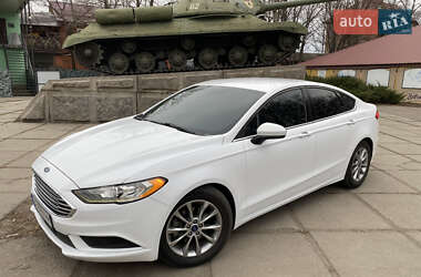 Седан Ford Fusion 2016 в 