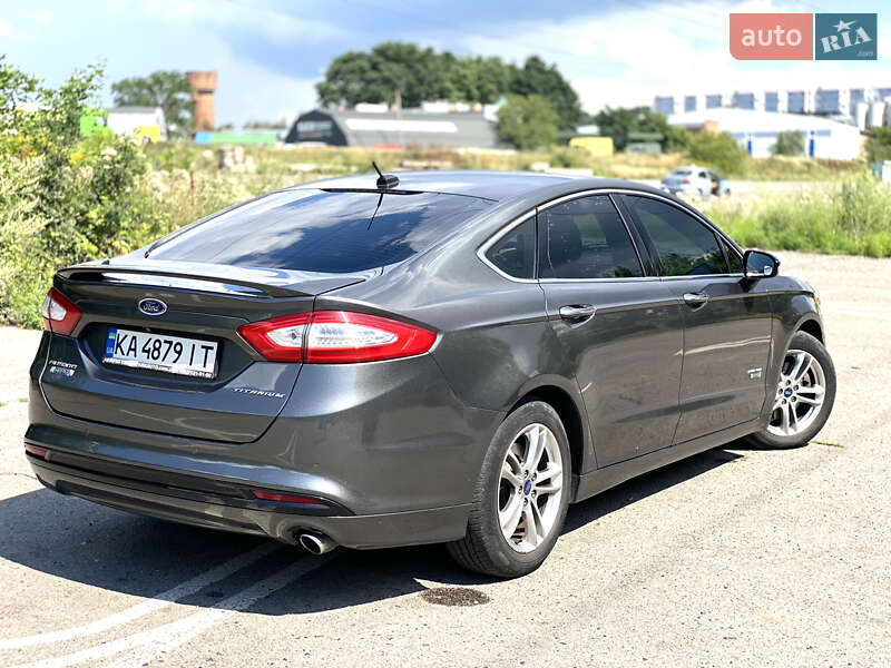 Седан Ford Fusion 2015 в Полтаве