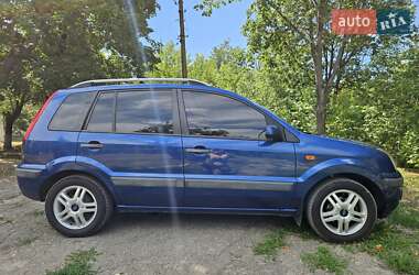 Хэтчбек Ford Fusion 2007 в 