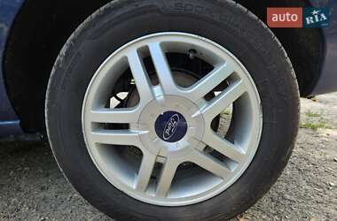 Хэтчбек Ford Fusion 2007 в 