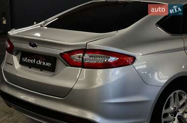 Седан Ford Fusion 2014 в 
