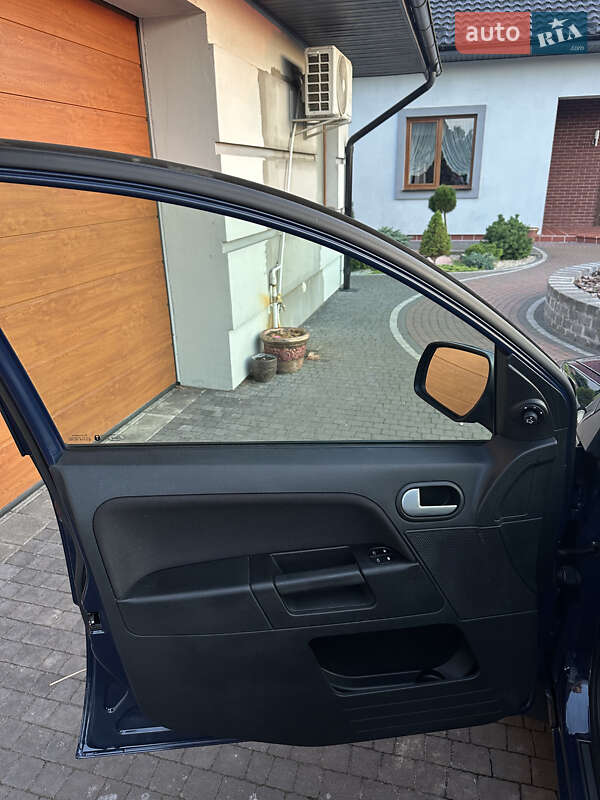 Хэтчбек Ford Fusion 2011 в Ковеле фото 10 Хэтчбек Ford Fusion 2011 в Ковеле