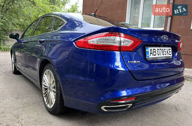 Седан Ford Fusion 2015 в 