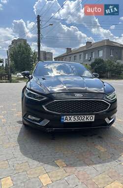 Седан Ford Fusion 2017 в 