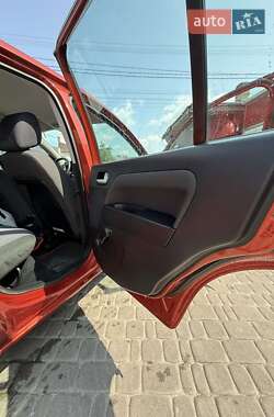 Хэтчбек Ford Fusion 2008 в 