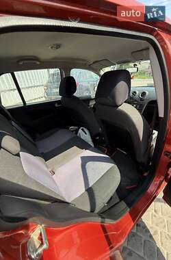 Хэтчбек Ford Fusion 2008 в 