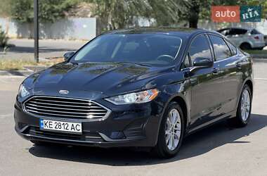 Седан Ford Fusion 2019 в Дніпрі