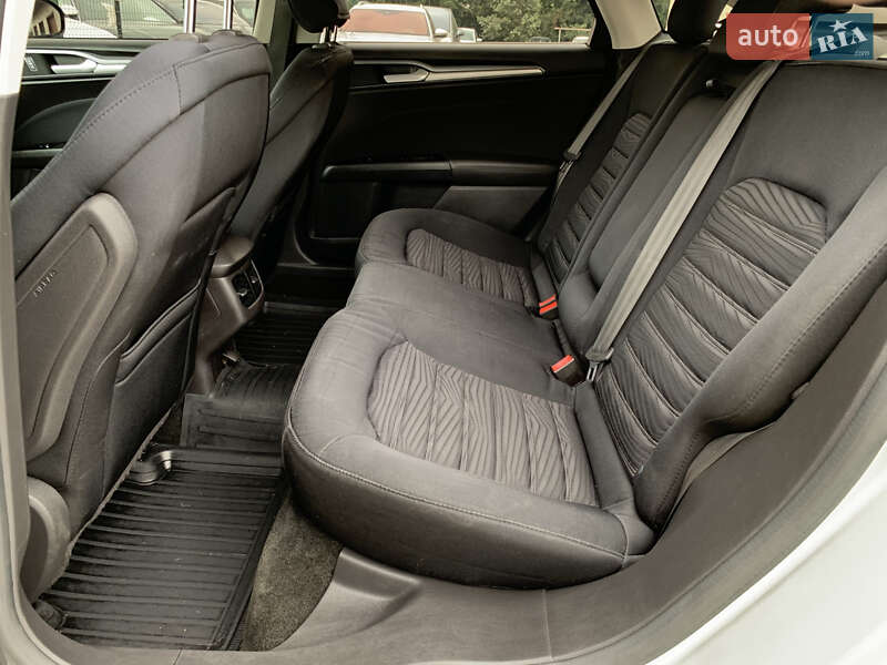 Седан Ford Fusion 2015 в Бердичеве