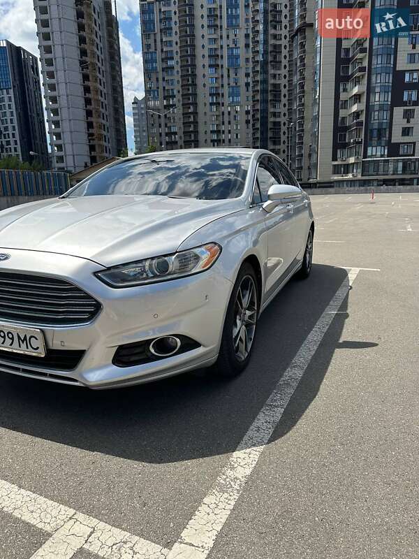 Седан Ford Fusion 2012 в Киеве