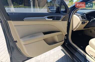 Седан Ford Fusion 2014 в 