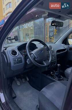Хэтчбек Ford Fusion 2010 в 
