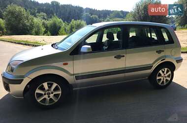 Хэтчбек Ford Fusion 2006 в 