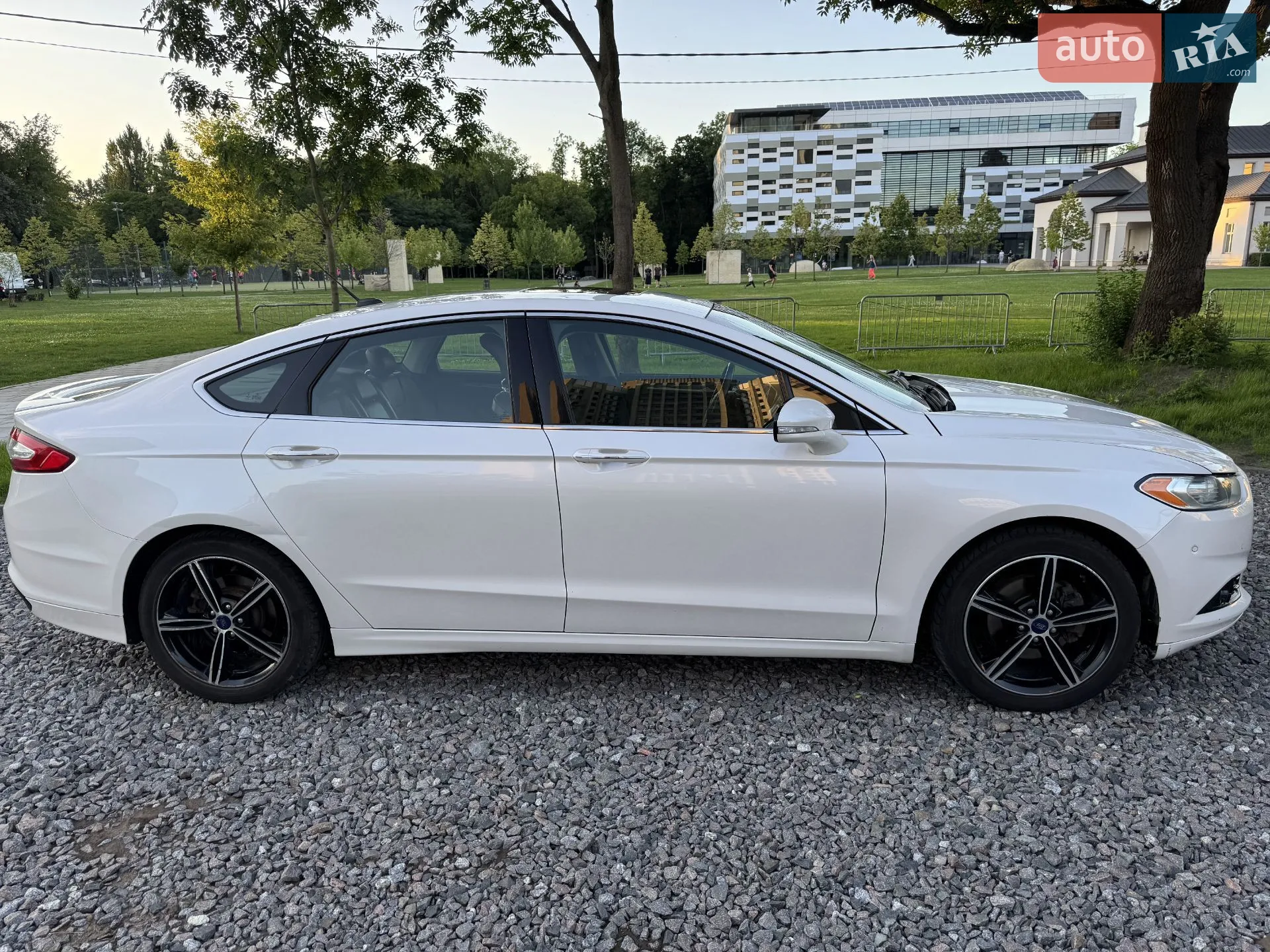 2014 Ford Fusion - мініатюра 19