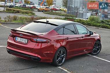 Седан Ford Fusion 2015 в 