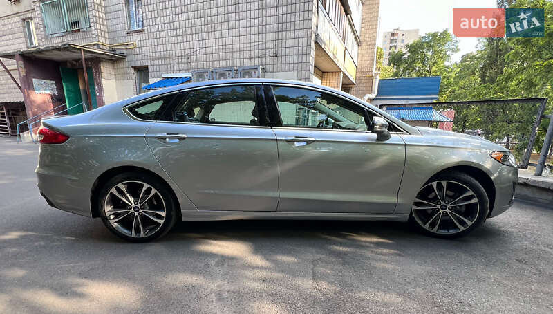 Седан Ford Fusion 2020 в Киеве