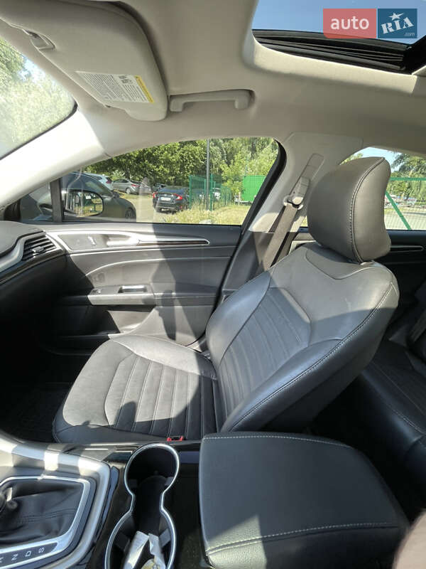 Седан Ford Fusion 2015 в Києві фото 35 Седан Ford Fusion 2015 в Києві
