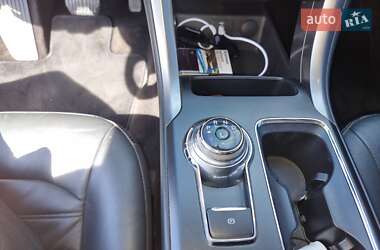 Седан Ford Fusion 2017 в 