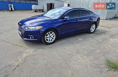 Седан Ford Fusion 2014 в 