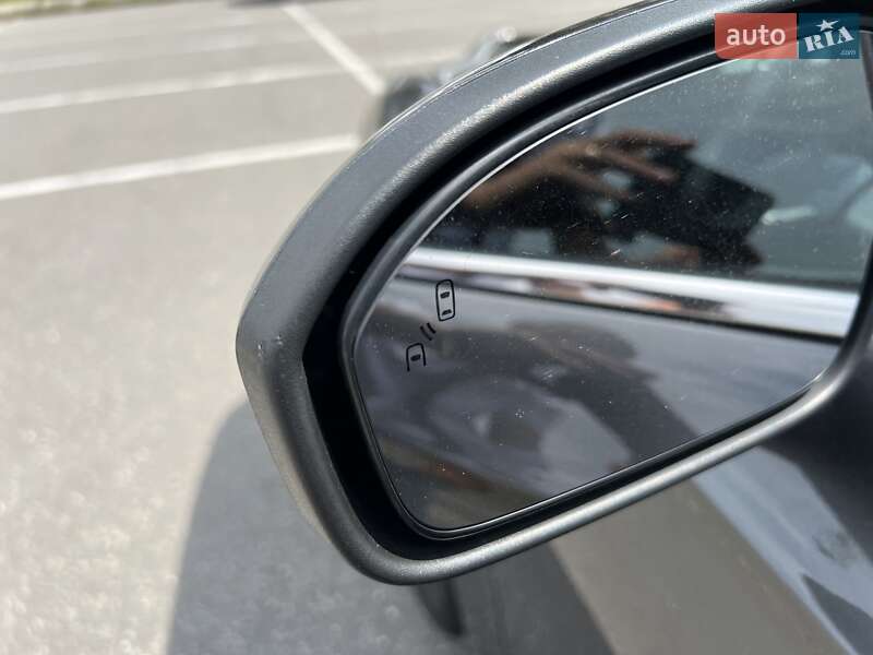 Седан Ford Fusion 2019 в Києві