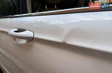 Седан Ford Fusion 2012 в 