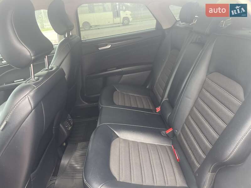 Седан Ford Fusion 2017 в Ровно фото 13 Седан Ford Fusion 2017 в Ровно
