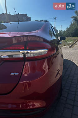 Седан Ford Fusion 2017 в 