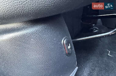 Хэтчбек Ford Fusion 2010 в 
