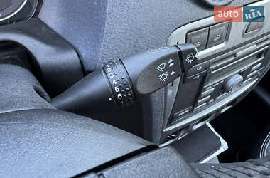 Хэтчбек Ford Fusion 2010 в 