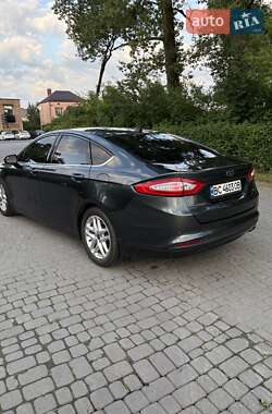 Седан Ford Fusion 2014 в 