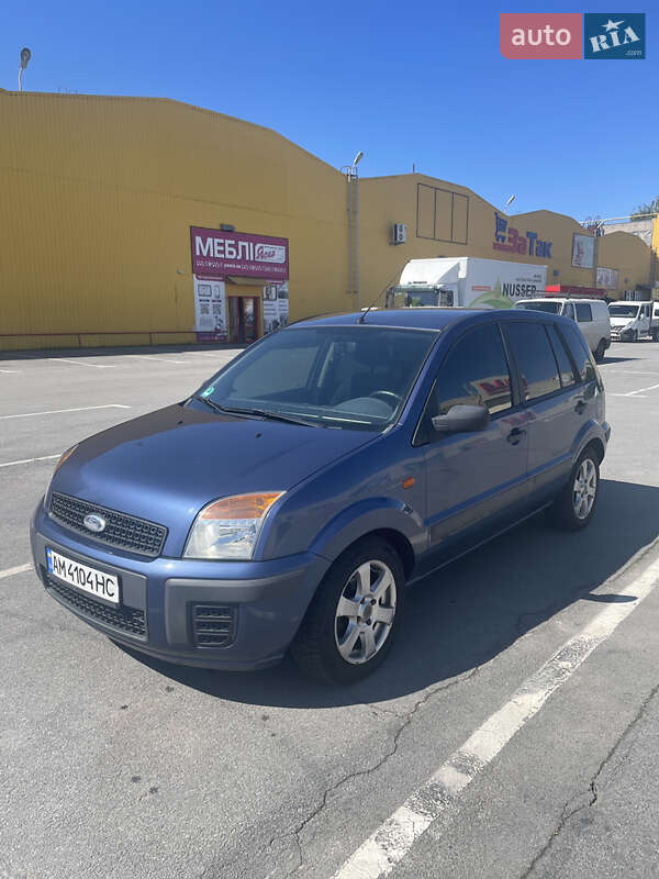 Хэтчбек Ford Fusion 2005 в Житомире