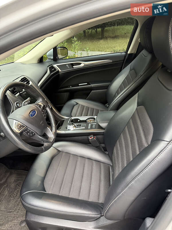 Седан Ford Fusion 2017 в Киеве