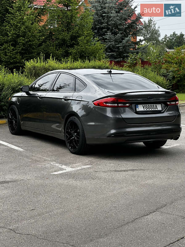 Седан Ford Fusion 2016 в Киеве