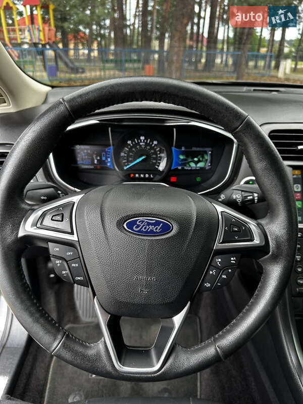 Седан Ford Fusion 2016 в Киеве