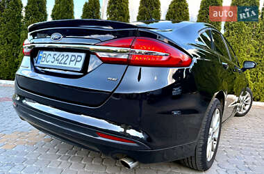 Седан Ford Fusion 2016 в 