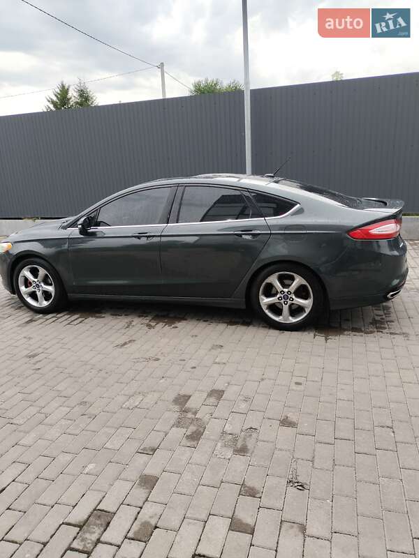 Седан Ford Fusion 2014 в Здолбунове