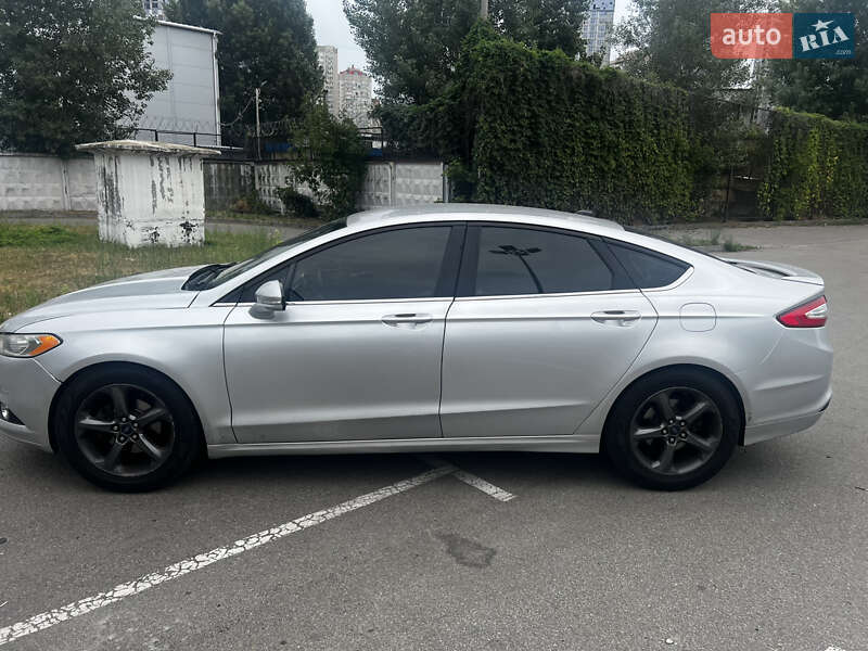 Седан Ford Fusion 2015 в Киеве