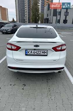 Седан Ford Fusion 2014 в 