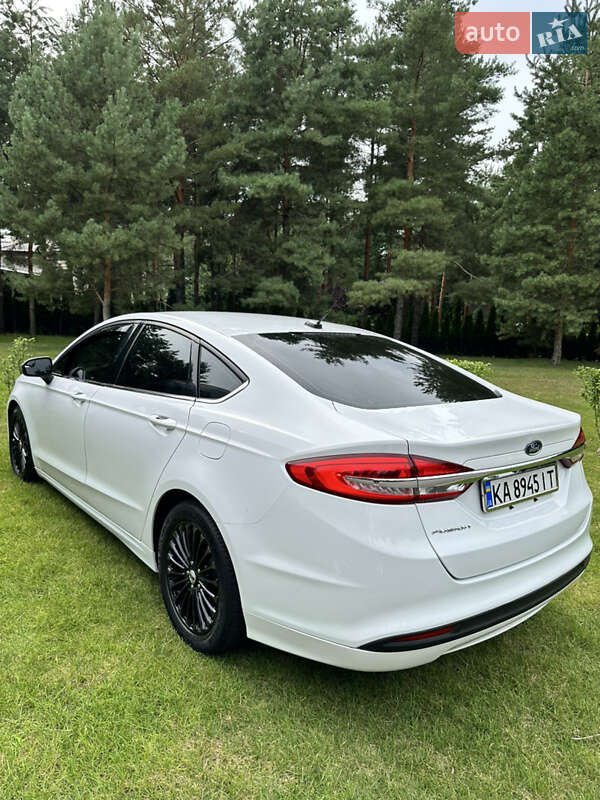Ford Fusion 2016