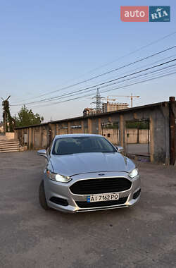 Седан Ford Fusion 2014 в 