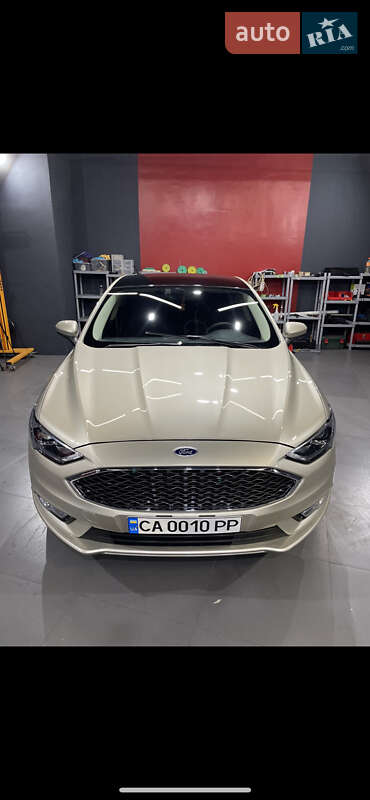 Седан Ford Fusion 2017 в Киеве